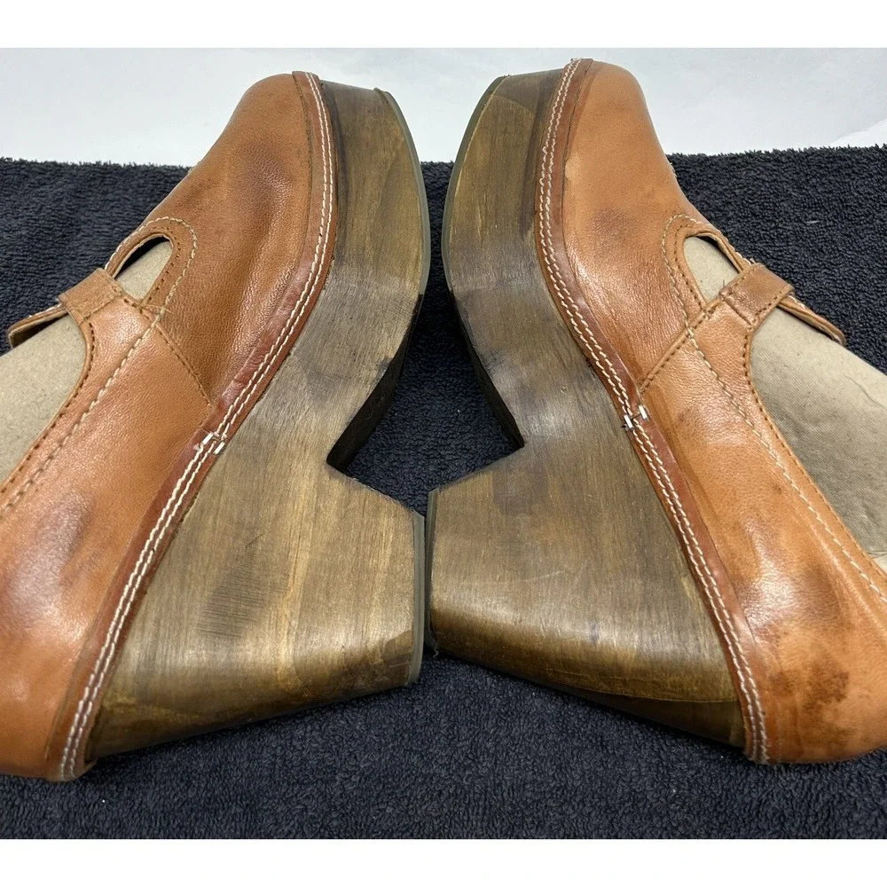 Urban Outfitters Ecote Womens Size 8 Brown Mary Jane Heels